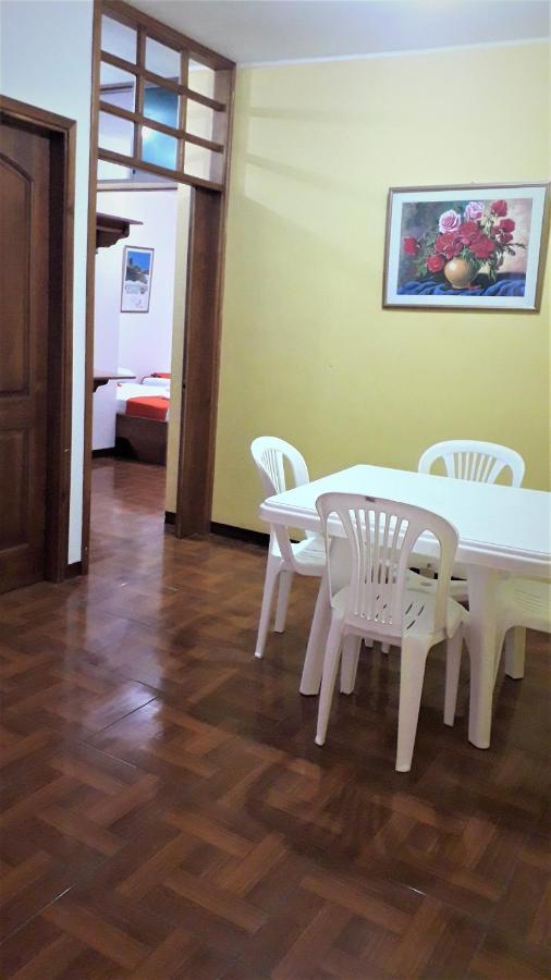 Hostal El Pinzon Puerto Ayora  Zewnętrze zdjęcie