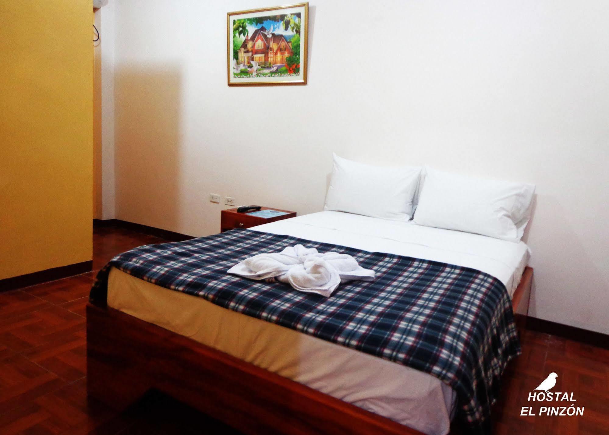 Hostal El Pinzon Puerto Ayora  Zewnętrze zdjęcie