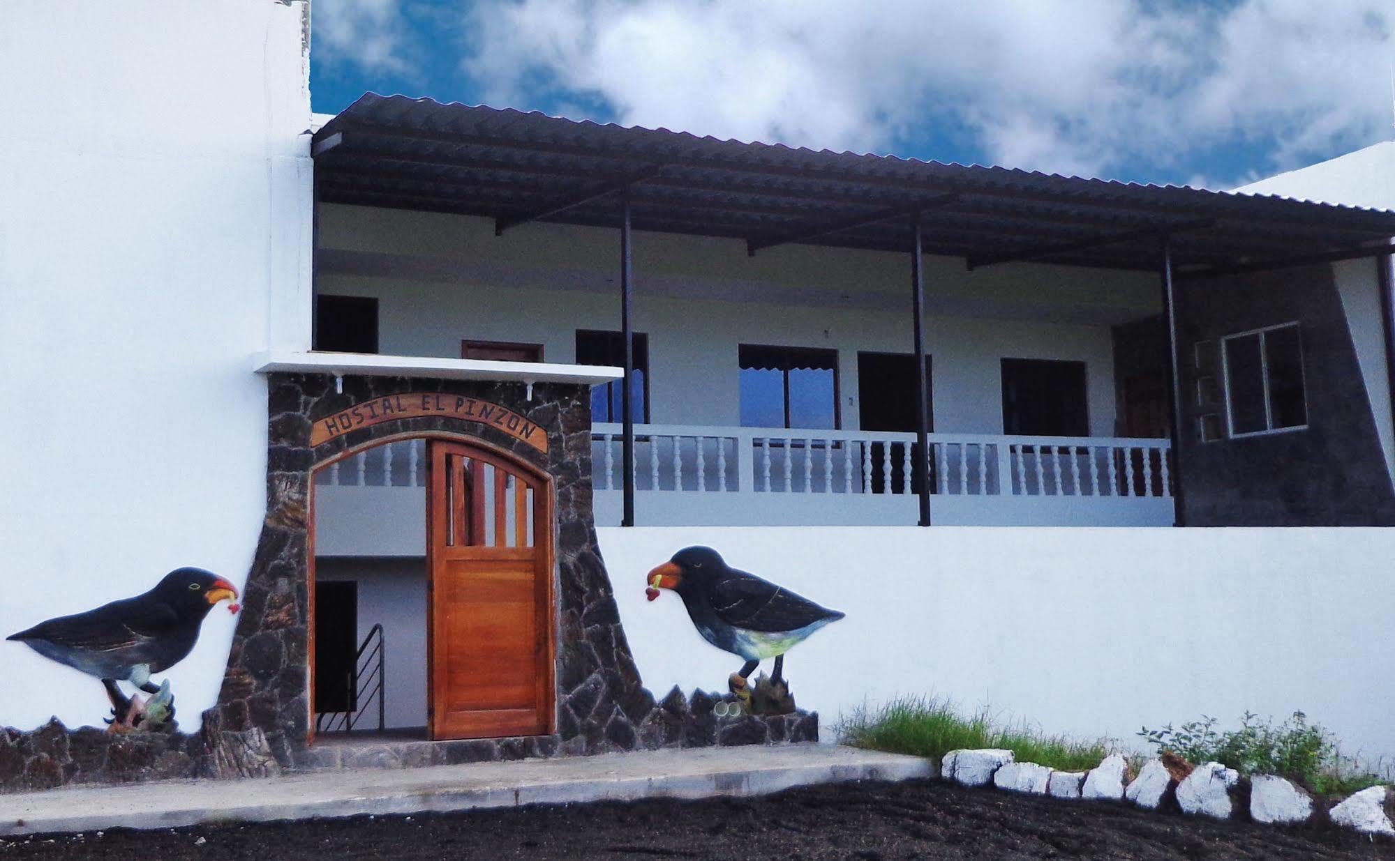 Hostal El Pinzon Puerto Ayora  Zewnętrze zdjęcie