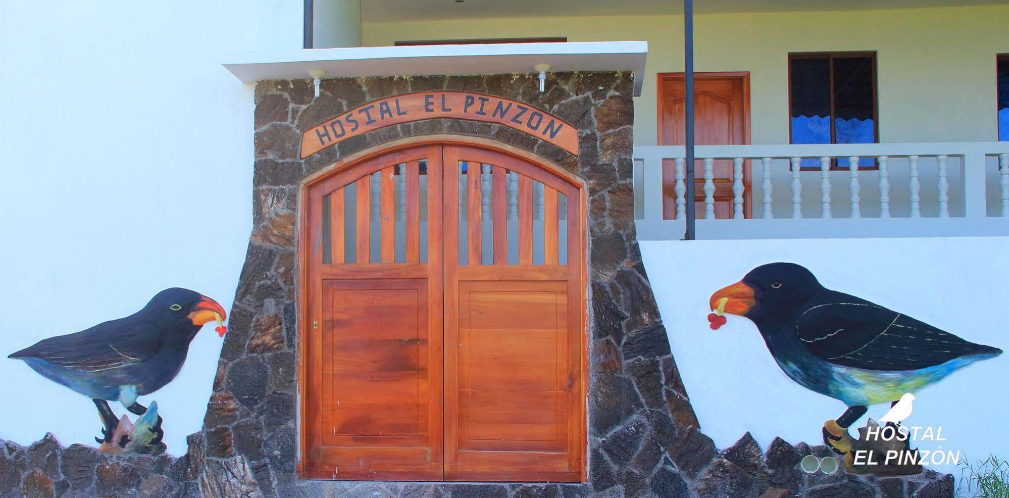 Hostal El Pinzon Puerto Ayora  Zewnętrze zdjęcie